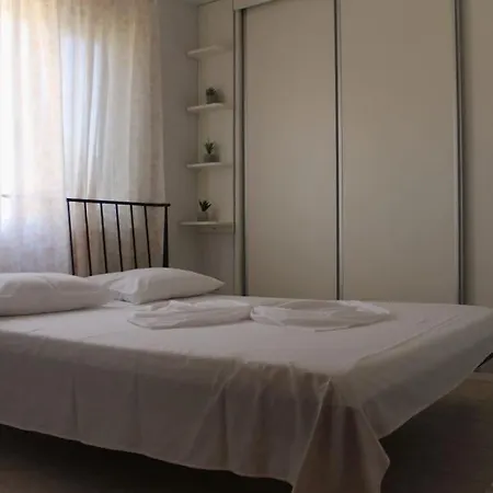 Cosy Rooftop At Pazari I Ri * Tirana