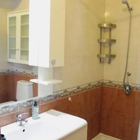 Cosy Rooftop At Pazari I Ri Apartamento